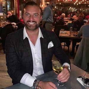 Meet your Posher, Vincenzo